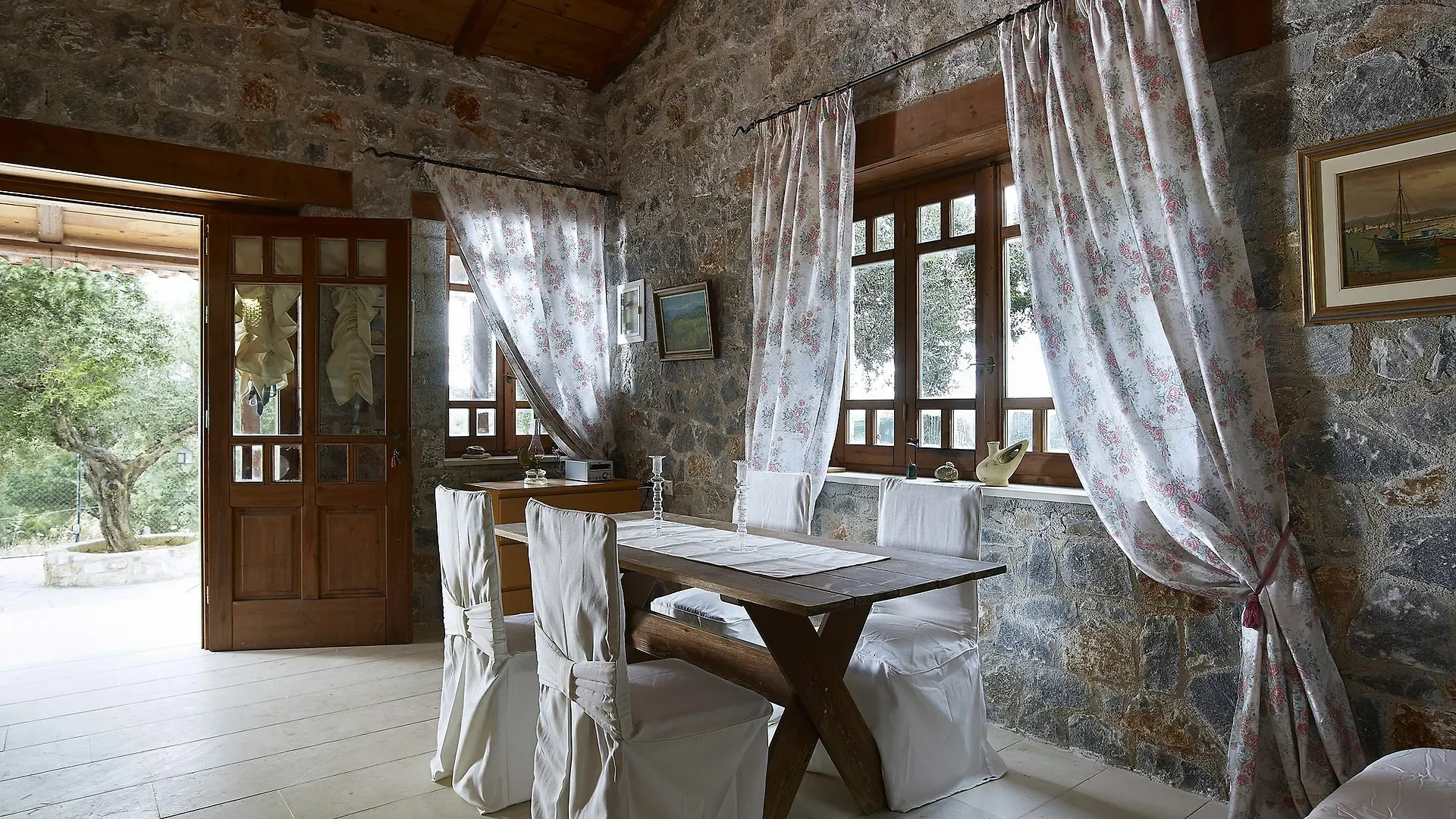 Fortino Villas Livadi